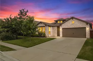 116 Salt Fork Dr, Liberty Hill, TX 78642 - Photo 2