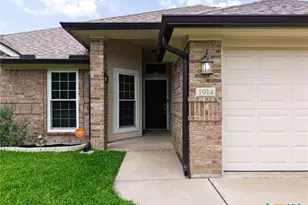 1914 Stonehenge Dr, Harker Heights, TX 76548 - Photo 4