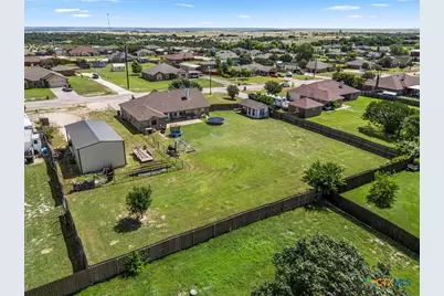 777 Thomas Street, Copperas Cove, TX 76522 - Photo 32