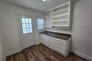 1416 E Avenue C, Temple, TX 76501 - Photo 12
