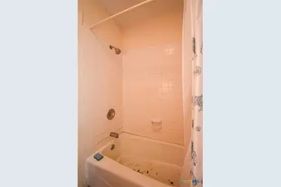 108 Green Way, Victoria, TX 77904 - Photo 20