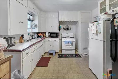 1005 Macarthur Street, Victoria, TX 77901 - Photo 24