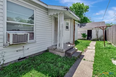 1005 Macarthur Street, Victoria, TX 77901 - Photo 36