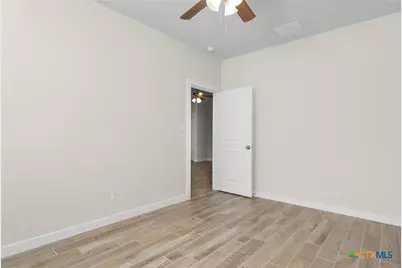 1029 Tabernacle Street, Seguin, TX 78155 - Photo 16