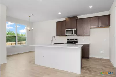 1029 Tabernacle Street, Seguin, TX 78155 - Photo 10