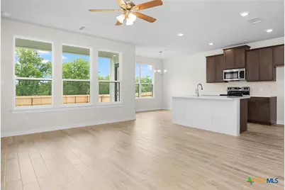 1029 Tabernacle Street, Seguin, TX 78155 - Photo 8