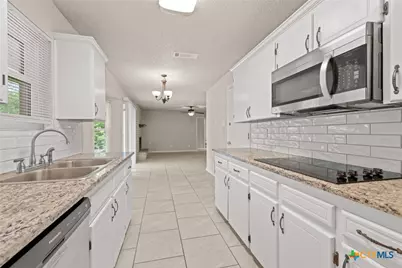 111 E Hogan Drive, Copperas Cove, TX 76522 - Photo 14