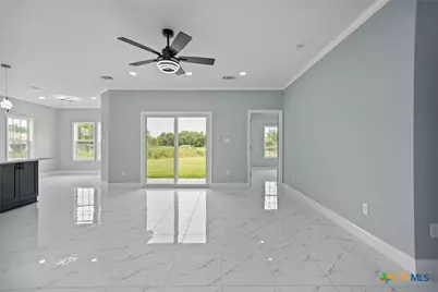 502 Trent Street, Victoria, TX 77905 - Photo 10