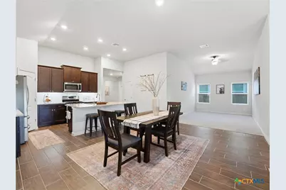 953 Willowbrook Avenue, New Braunfels, TX 78130 - Photo 6