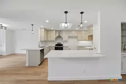 5910 Crescent Falls, Windcrest, TX 78239 - Photo 10