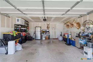 9220 James Bowie, Seguin, TX 78155 - Photo 24