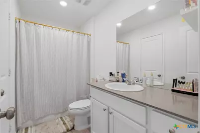 9220 James Bowie, Seguin, TX 78155 - Photo 20