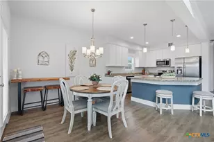 242 Topaz, New Braunfels, TX 78130 - Photo 14