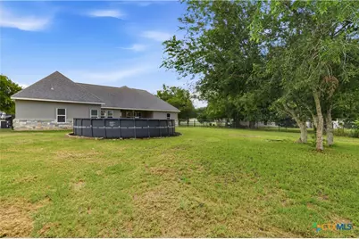 140 Oak Springs Drive, Seguin, TX 78155 - Photo 32