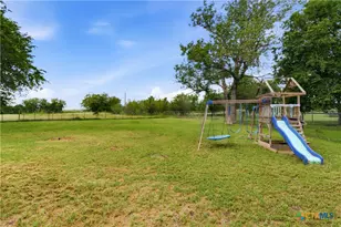 140 Oak Springs Dr, Seguin, TX 78155 - Photo 30