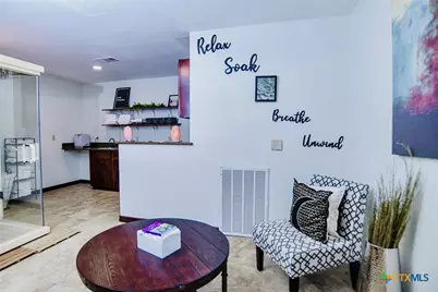 515 N King Street #108, Seguin, TX 78155 - Photo 16