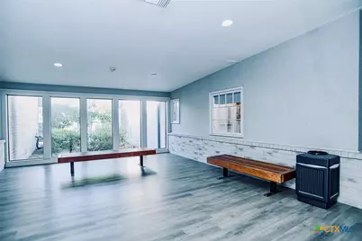 515 N King Street #108, Seguin, TX 78155 - Photo 6