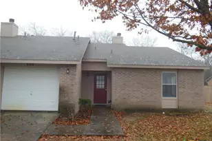 604 Frostwood Dr, New Braunfels, TX 78130 - Photo 1