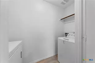 9248 James Bowie, Seguin, TX 78155 - Photo 18