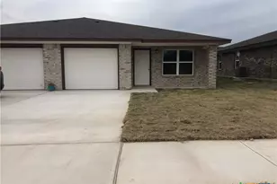 1818 Castroville Trl, Copperas Cove, TX 76522 - Photo 1