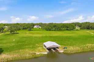 944 W Lake Trail, Victoria, TX 77905 - Photo 6