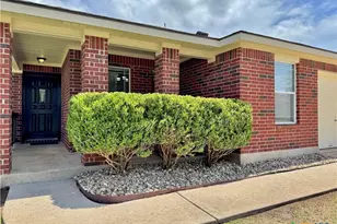 204 Woodley Rd, Leander, TX 78641 - Photo 2