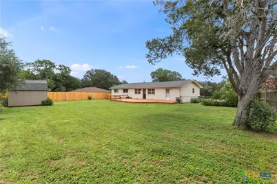 21 Ohio Avenue, New Braunfels, TX 78130 - Photo 32