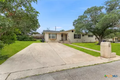 21 Ohio Avenue, New Braunfels, TX 78130 - Photo 22