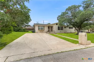 21 Ohio Ave, New Braunfels, TX 78130 - Photo 22