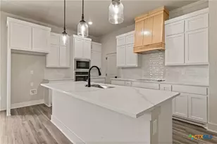 138 Dana Pt Rd, Lorena, TX 76655 - Photo 8
