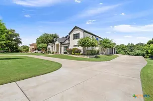 3806 Southlake Dr, Belton, TX 76513 - Photo 4
