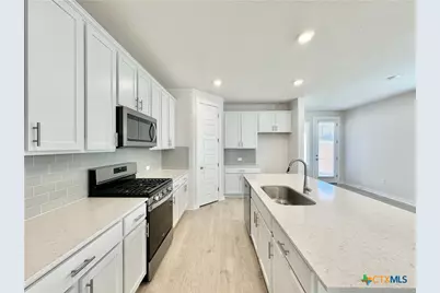 404 Tinto Street, Leander, TX 78641 - Photo 8