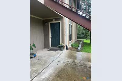 229 Craddock Avenue #B, San Marcos, TX 78666 - Photo 2