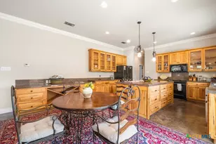 2215 Gruene Lake Dr, New Braunfels, TX 78130 - Photo 6