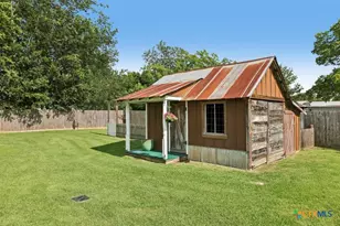 117 N Main St, Paige, TX 78659 - Photo 12
