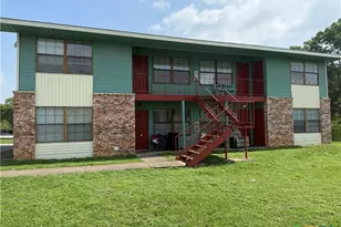 106 Lady Bird Ln, San Marcos, TX 78666 - Photo 1