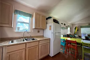 111 Springfield Ave, Port Lavaca, TX 77979 - Photo 20