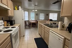 911 Sagewood Trail, San Marcos, TX 78666 - Photo 8