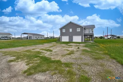 90 Bluefish Lane, Palacios, TX 77465 - Photo 4