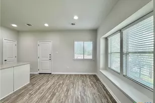 1728 Cherokee Nation Trl, Leander, TX 78641 - Photo 4