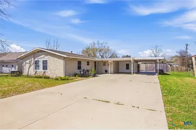 4711 Dahlia Lane, Victoria, TX 77904 - Photo 2