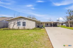 4711 Dahlia Ln, Victoria, TX 77904 - Photo 1