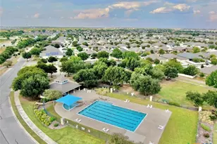 713 Katmai Cir, Pflugerville, TX 78660 - Photo 2