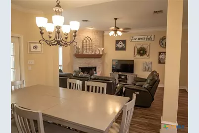 318 Green Gable Drive, Victoria, TX 77904 - Photo 20