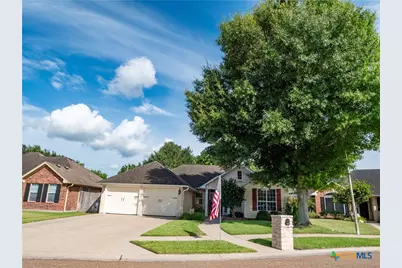 318 Green Gable Drive, Victoria, TX 77904 - Photo 1