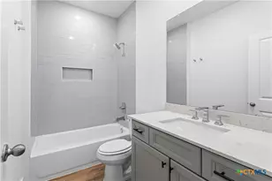 306 Cardinal Dr, Port Lavaca, TX 77979 - Photo 6