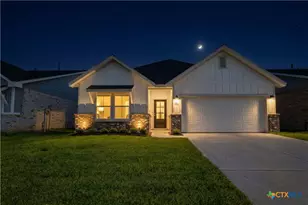 306 Cardinal Dr, Port Lavaca, TX 77979 - Photo 1