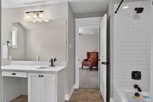 255 Retama Pl, San Antonio, TX 78209 - Photo 34