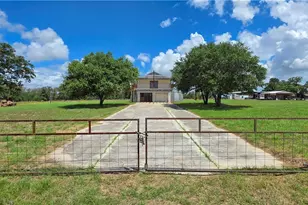 84 Longhorn Rd, Stockdale, TX 78160 - Photo 30