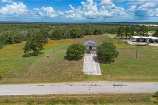 84 Longhorn Rd, Stockdale, TX 78160 - Photo 6